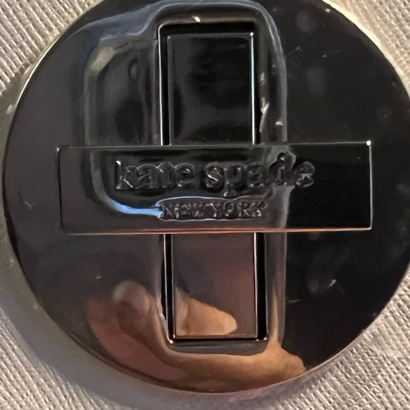 Kate Spade Ivory Newbury Lane Sally Crossbody with Gold Accent - NWOT - Picture 3 of 15